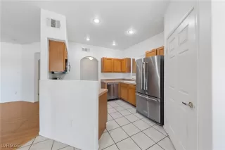 Photo #5: 2698382 Listing 