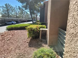 Photo #3: 2698417 Listing 