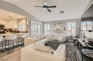 Photo #2: 2698420 Listing 