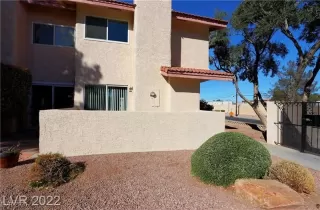 More Details about MLS # 2698453 : 3393 NAROD STREET