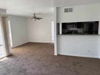 Photo #3: 2698454 Listing 