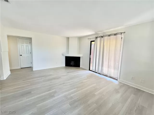 MLS: 2698471 Condo For Sale