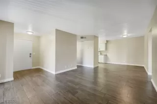 Photo #3: 2698474 Listing 