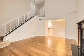 Photo #6: 2698509 Listing