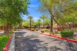 Photo #1: 2698521 Listing 