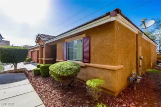 Photo #2: 2698615 Listing 