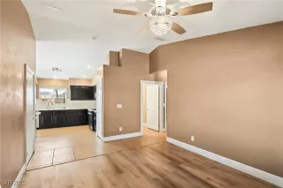 Photo #3: 2698615 Listing 