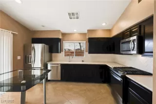 Photo #6: 2698615 Listing 