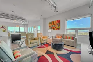 Photo #4: 2698633 Listing