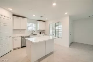 Photo #5: 2698677 Listing 