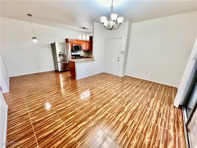 MLS: 2698684 Condo For Sale