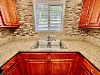 Photo #5: 2698684 Listing 