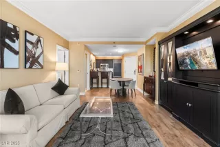 Photo #3: 2698692 Listing 