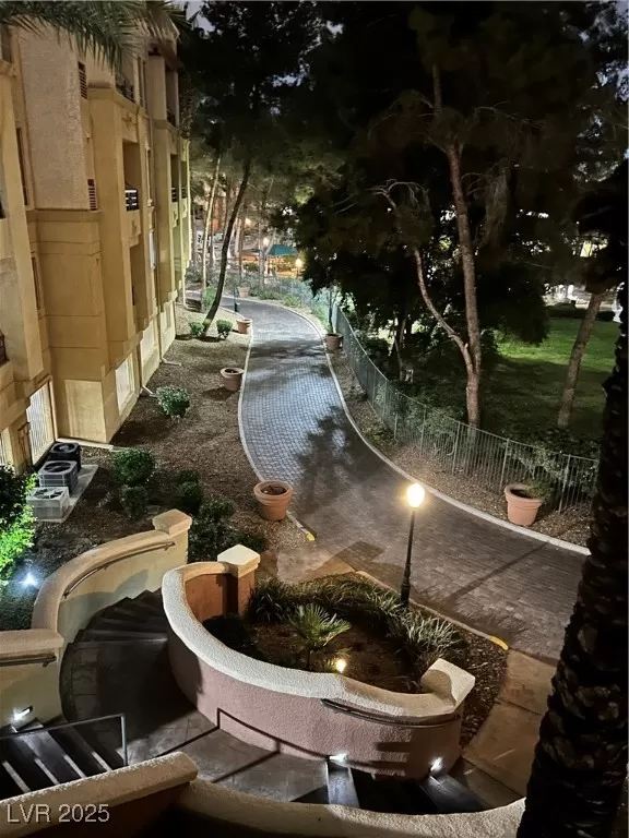 MLS: 2698701 Condo For Sale