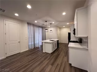 Photo #4: 2698719 Listing 