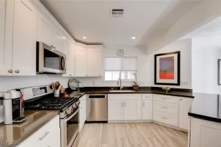 Photo #4: 2698735 Listing 