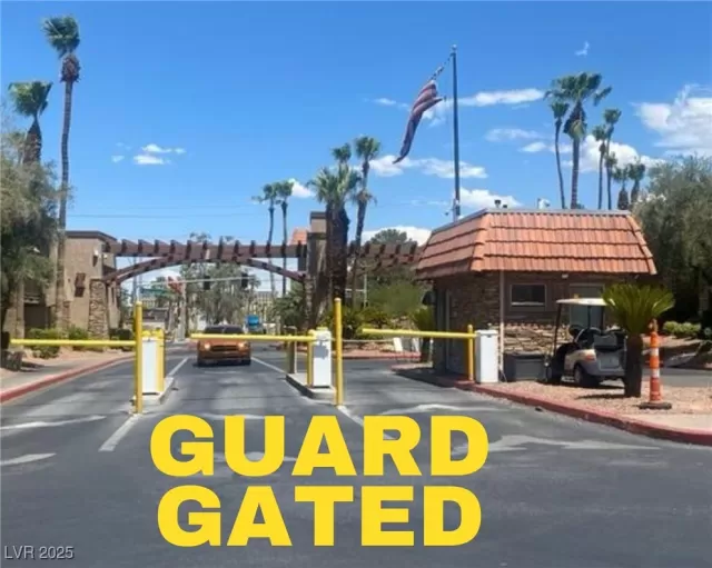 MLS: 2698750 Condo For Sale