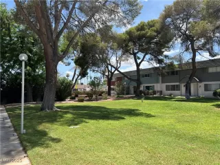 Photo #4: 2698783 Listing