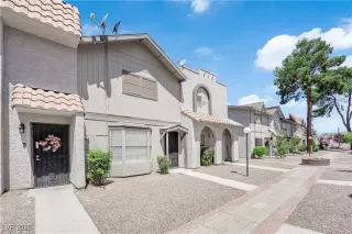 Photo #2: 2698831 Listing 