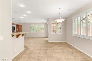 Photo #1: 2698859 Listing 