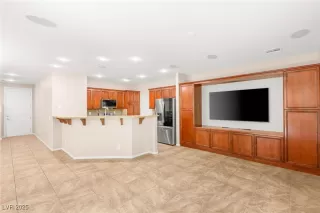 Photo #5: 2698859 Listing 