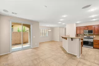 Photo #6: 2698859 Listing 