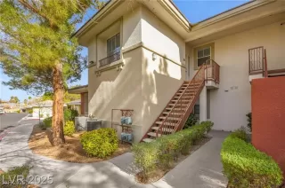 Photo #5: 2698869 Listing 