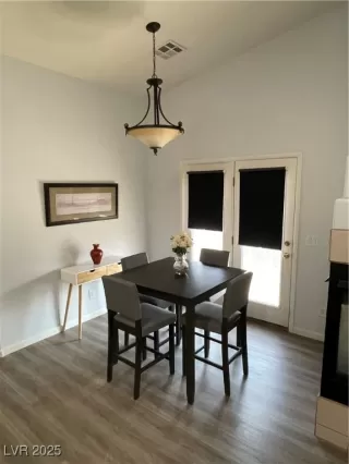 Photo #1: 2698888 Listing 