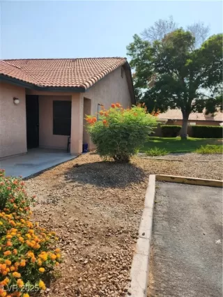 Photo #1: 2698911 Listing