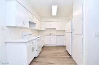 Photo #1: 2698924 Listing 