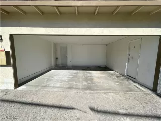 Photo #5: 2698928 Listing 