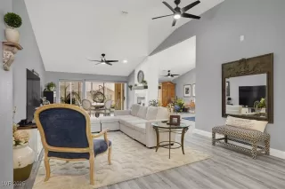 Photo #3: 2698938 Listing 