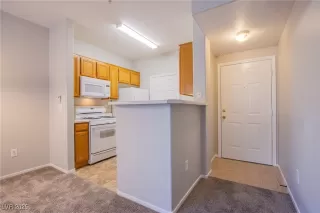 Photo #6: 2698942 Listing 