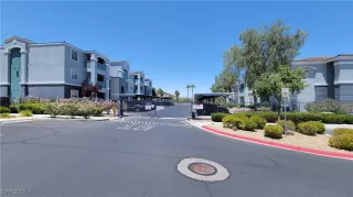 Photo #4: 2698944 Listing