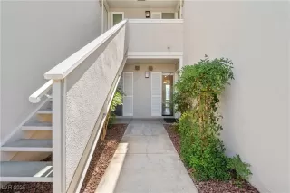 Photo #2: 2698964 Listing