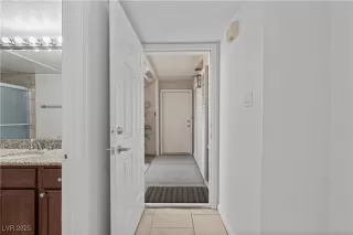 Photo #5: 2698964 Listing