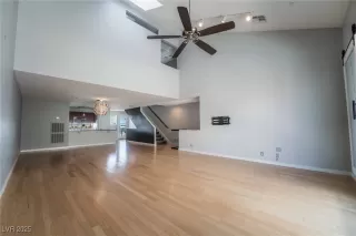 Photo #3: 2699006 Listing 