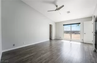 Photo #4: 2699006 Listing 