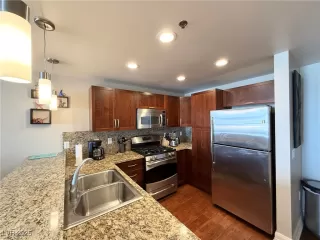 Photo #4: 2699025 Listing 