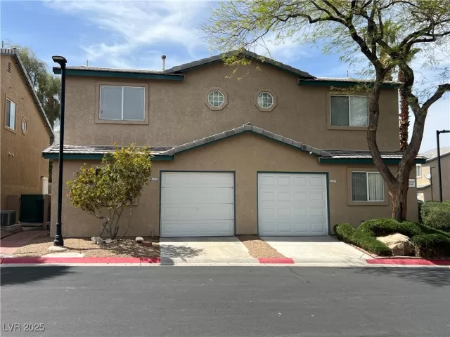 MLS: 2699037 Condo For Sale