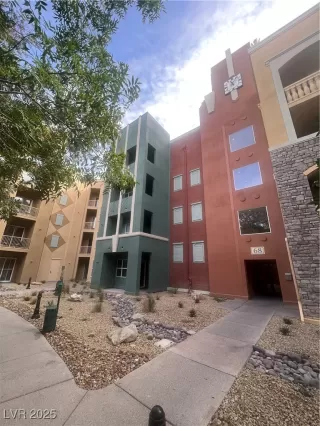 Photo #2: 2699046 Listing 