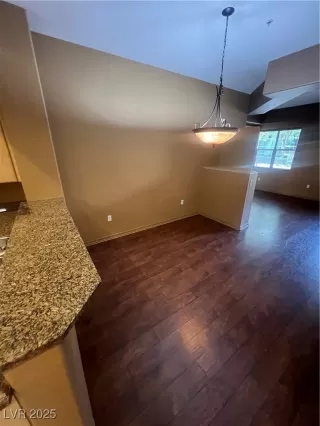 Photo #6: 2699046 Listing 