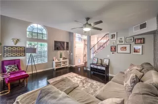 Photo #4: 2699049 Listing 