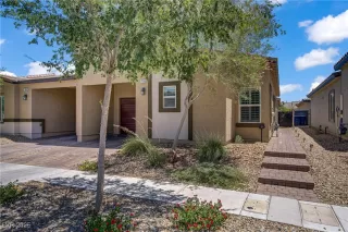 Photo #2: 2699075 Listing 