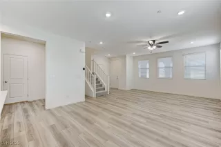 Photo #5: 2699108 Listing 