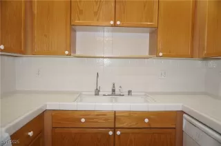 Photo #6: 2699140 Listing 