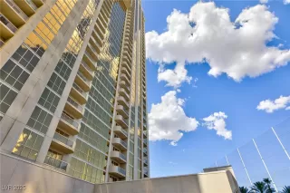 Photo #6: 2699147 Listing