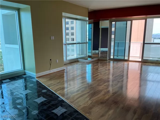 MLS: 2699162 Condo For Sale