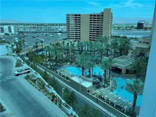 Photo #2: 2699162 Listing 