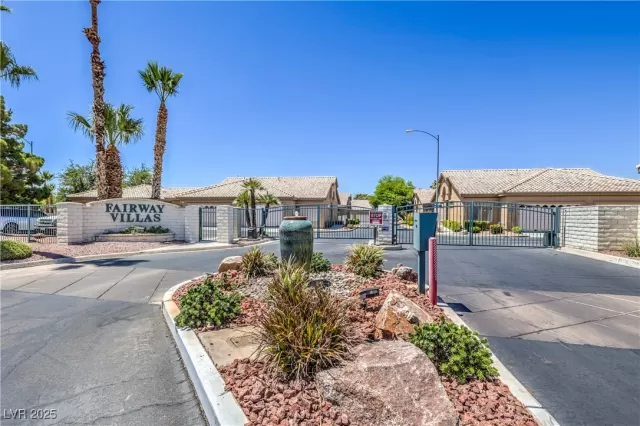 MLS: 2699172 Condo For Sale